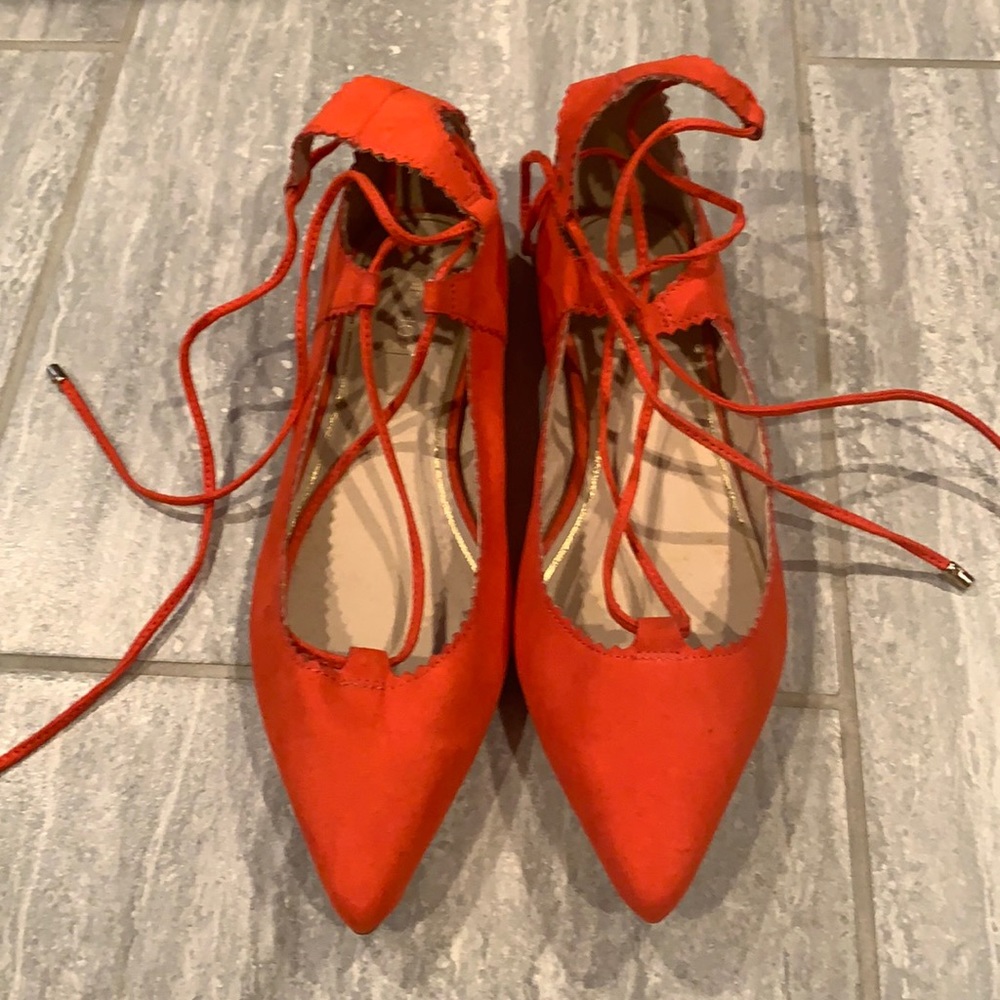 Tie Up Shoes